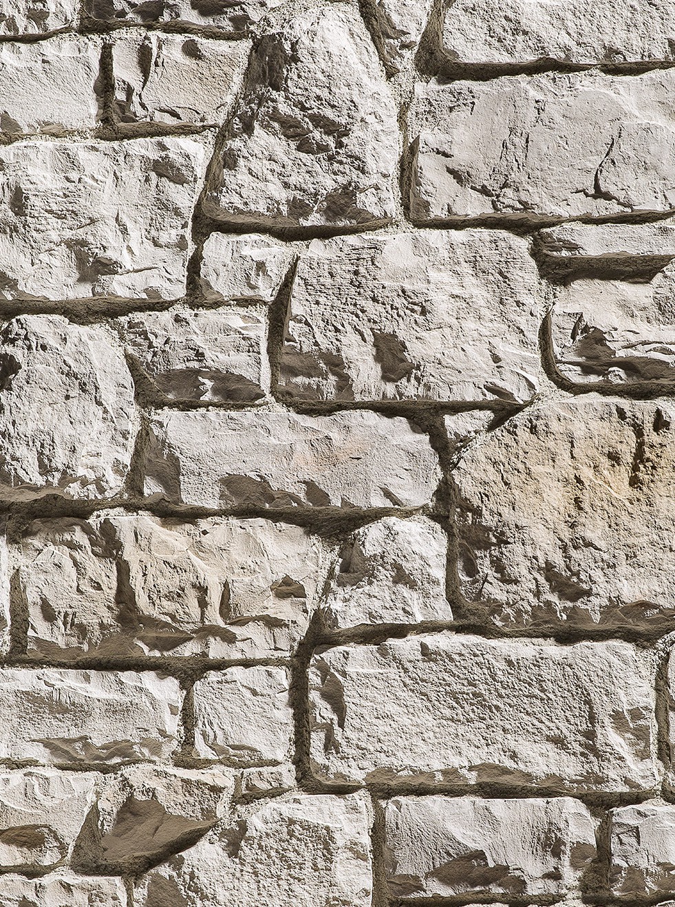 PietraEco reconstructed stone to enhance and enrich private residences