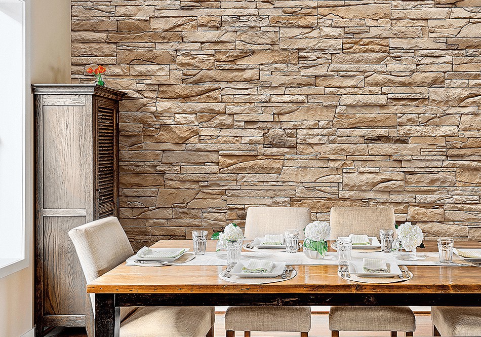 Sala da pranzo con pietra ricostruita interni